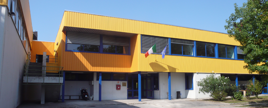 Adeguamento normativo e funzionale della Scuola Secondaria Don G. Macchi a Brebbia (VA).